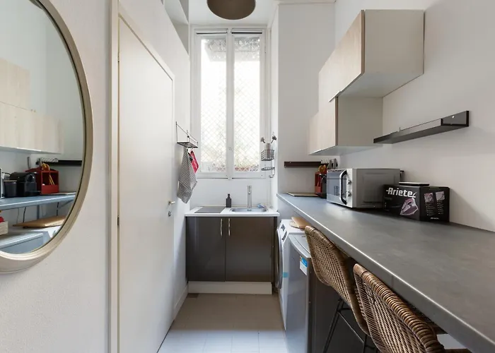 Guesthost - Cosy In The Heart Of Apartment